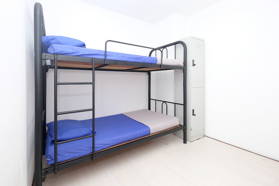 SPOT ON 89756 Me Hostel D16, Shah Alam, Shah Alam