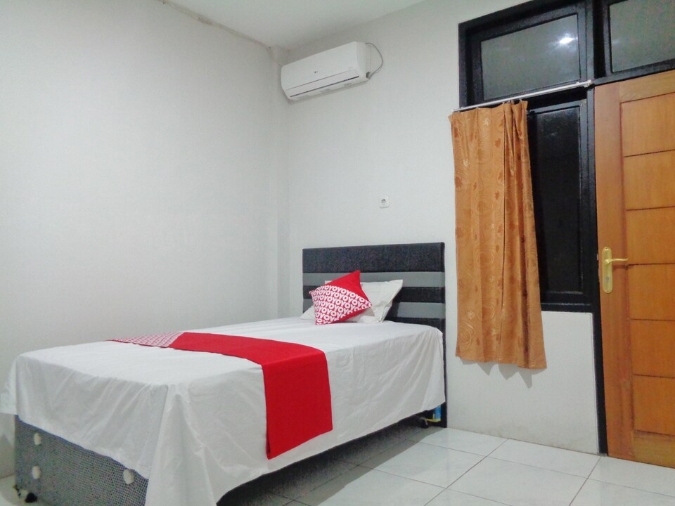 OYO 2648 Le Rêve Residence, Malalayang, Manado