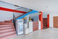 Hotel O Enggal Near Gor Saburai Formerly Hotel Pelangi