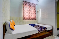 Hotel O Gulzar Masjid Bunder Railway Station