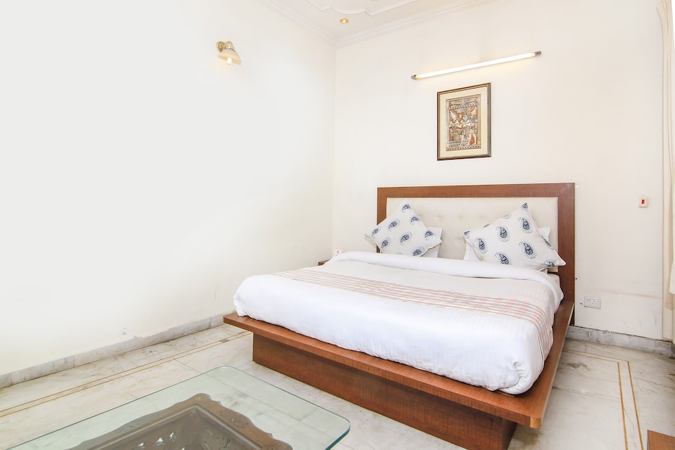 OYO 5634 SD International, Gomti Nagar Lucknow, Lucknow