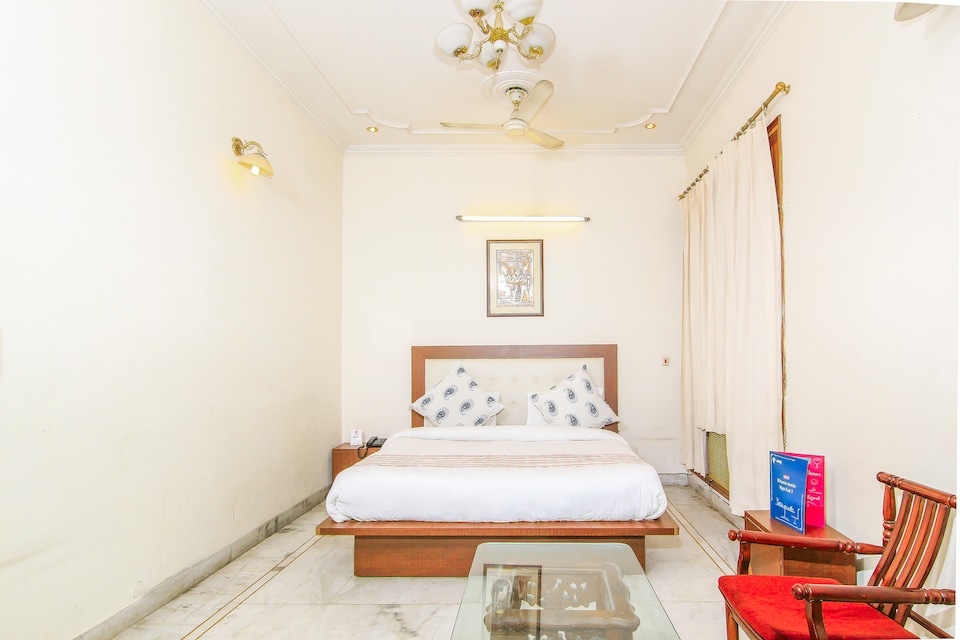 OYO 5634 SD International, Gomti Nagar Lucknow, Lucknow