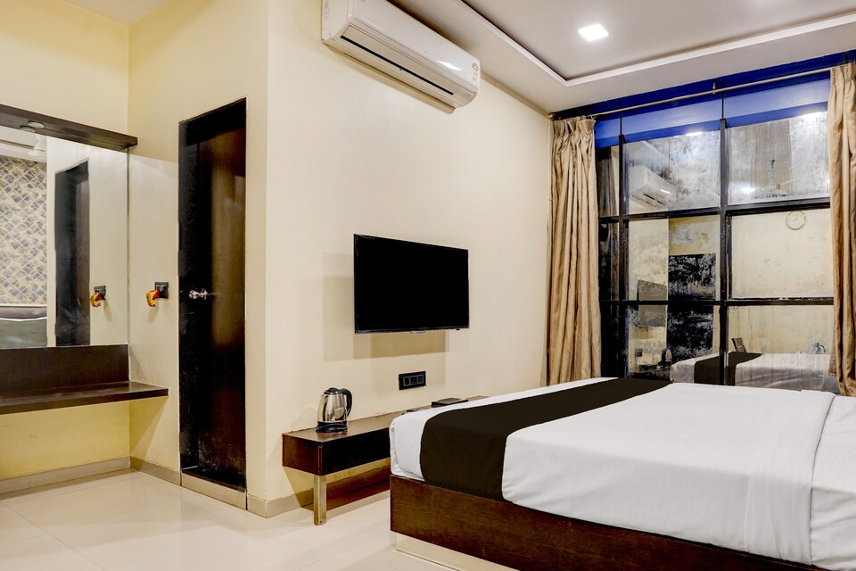 Collection O Vyara Railway Station Formerly Crystal Guest House, Vyara, Vyara