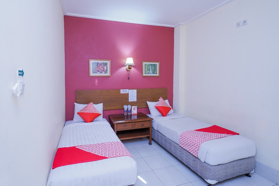 OYO 2675 Hotel Sebelas Syariah, Bandung, Bandung