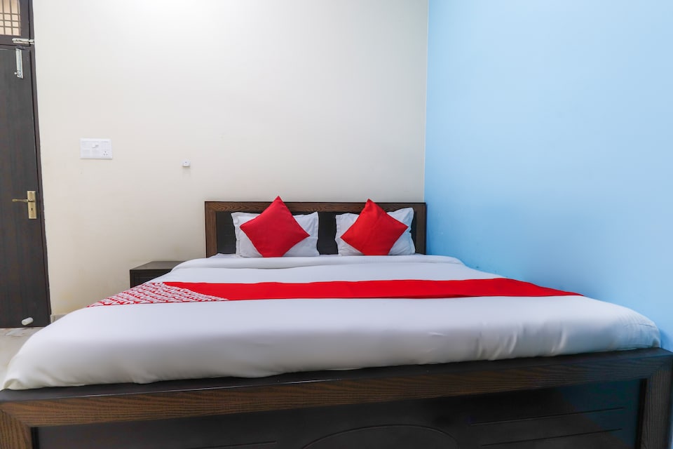 OYO 68456 Vansh Palace, Bulandshahr, Bulandshahr