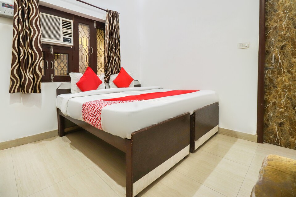 OYO 68459 Manhar Guest House, Banke Bihari Mandir Vrindavan, Vrindavan