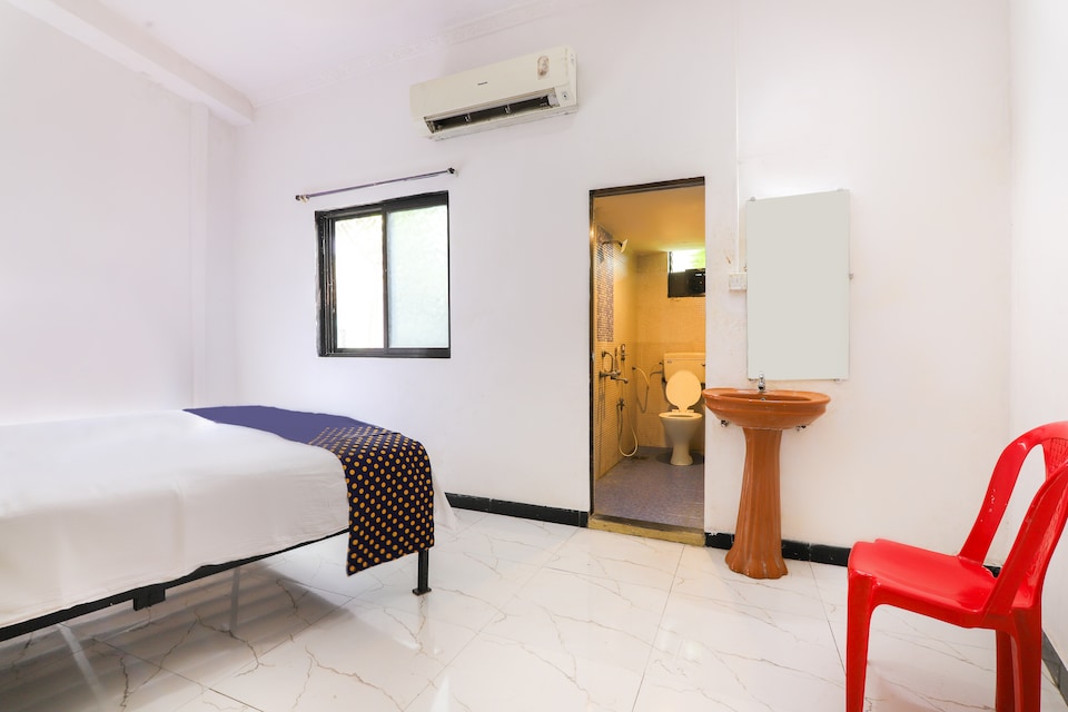 OYO 68464 Darana Hotel, Igatpuri, Igatpuri