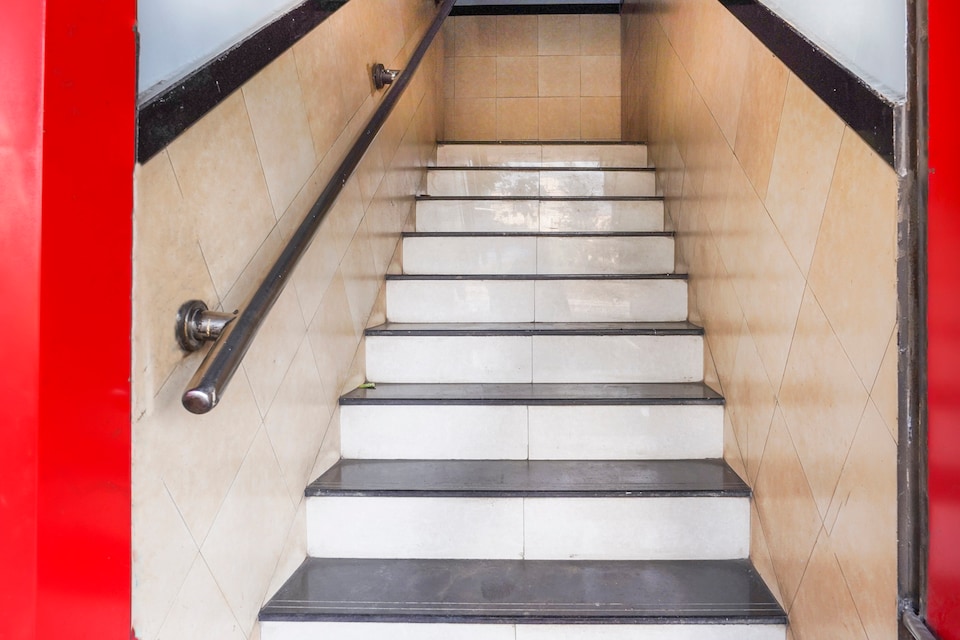 OYO Flagship 68474 Hotel Viraj, Swargate Pune, Pune