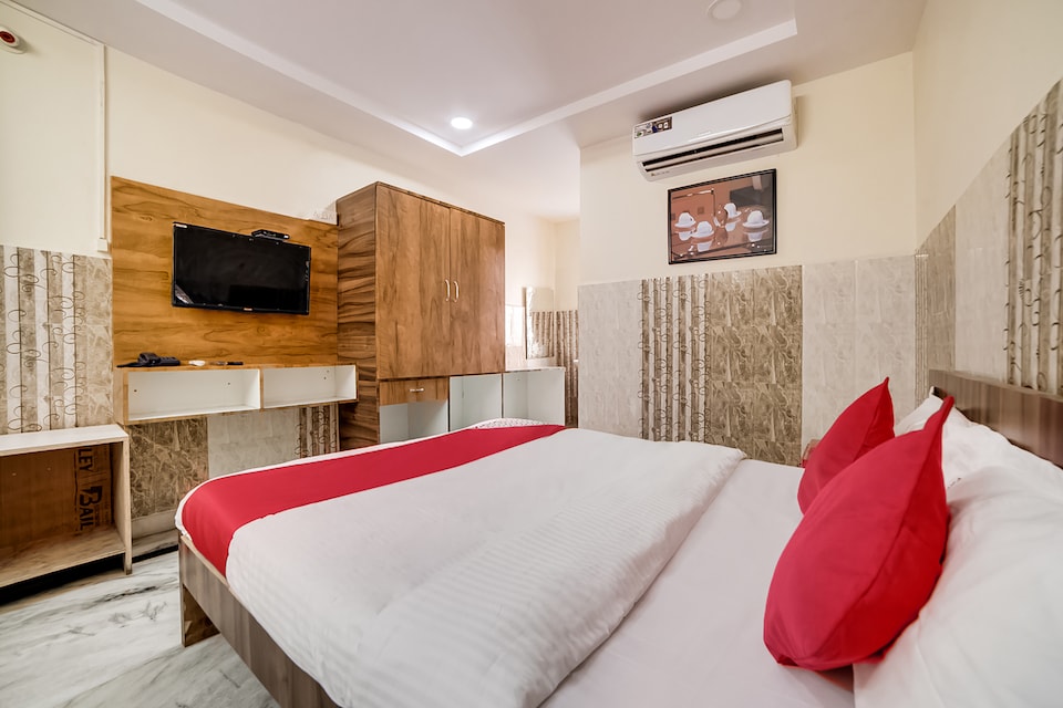 OYO 68484 Hotel Ellora, Silchar, Silchar