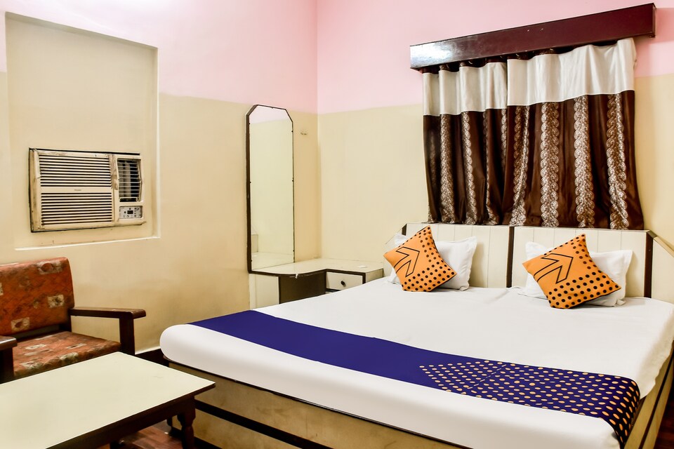 SPOT ON Hotel Vinar, Station Road, Raipur