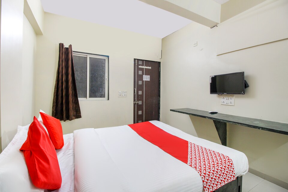 OYO 68503 Asha Inn, Katraj Khed Shivapur Pune, Pune