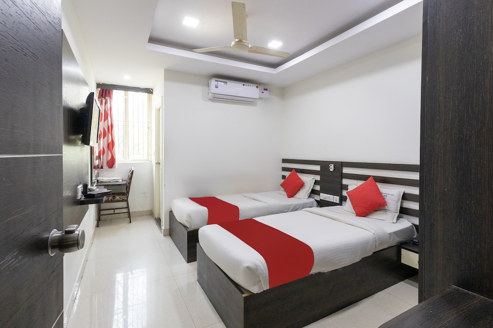 Capital O 5641 Hotel Corporate Park Inn, Mathikere Bangalore-II, Bangalore