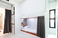 OYO 544 Sleep Sloth Hostel