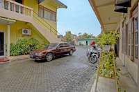 OYO 2708 Hotel Kemuning Syariah