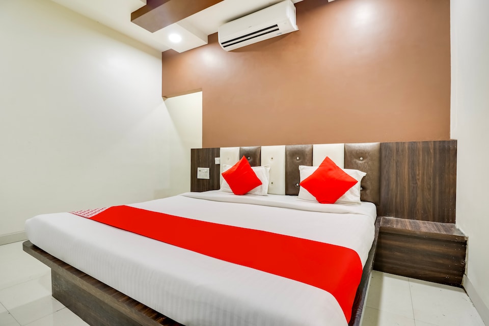 OYO 68568 Maa Vaishnavi Hotel & Restaurant , Omkareshwar City, Omkareshwar