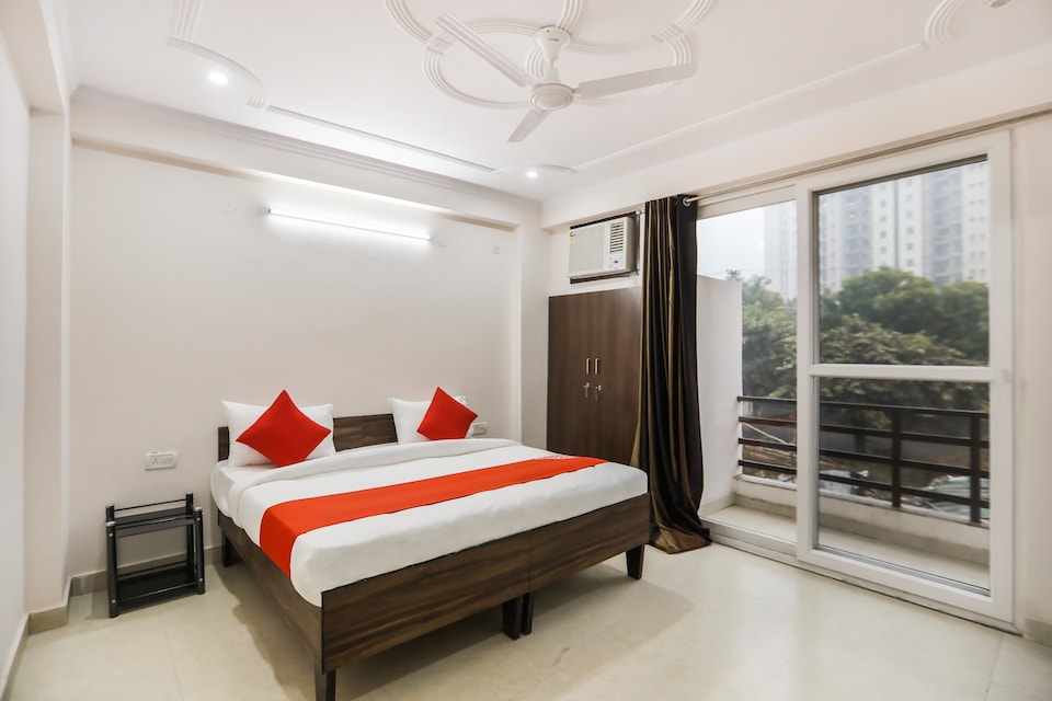 OYO 68577 Deep, Golf Course Road, Gurgaon