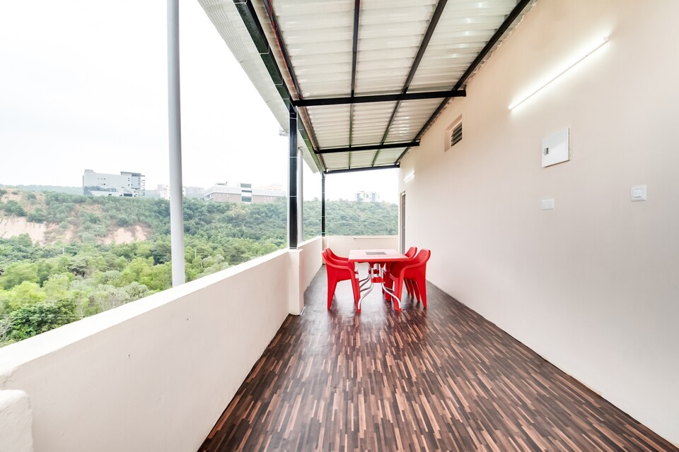 OYO 68582 Srk Delight's, Beach Road Visakhapatnam, Visakhapatnam