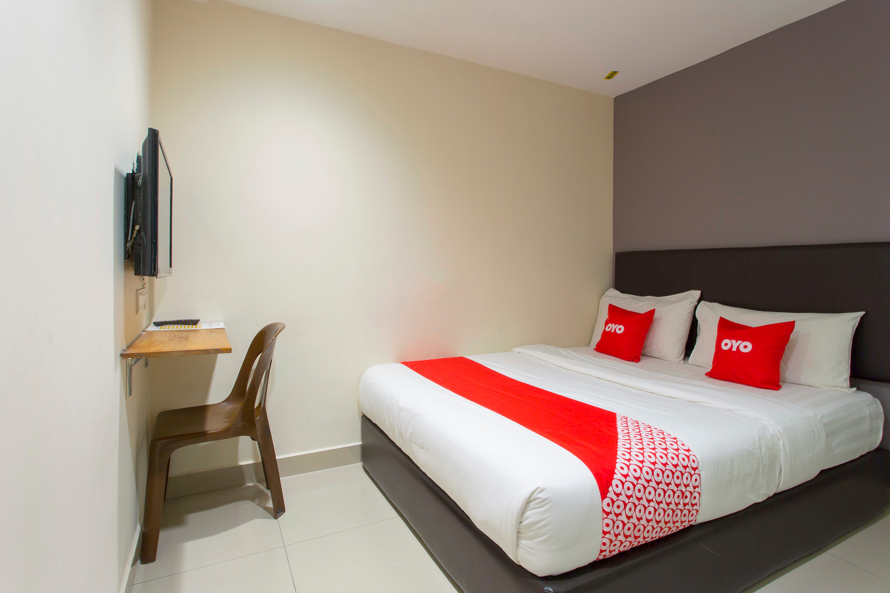 Oyo 89773 New Eastern Hotel Oyo Hotels Kuala Lumpur Book Rm47 Oyo