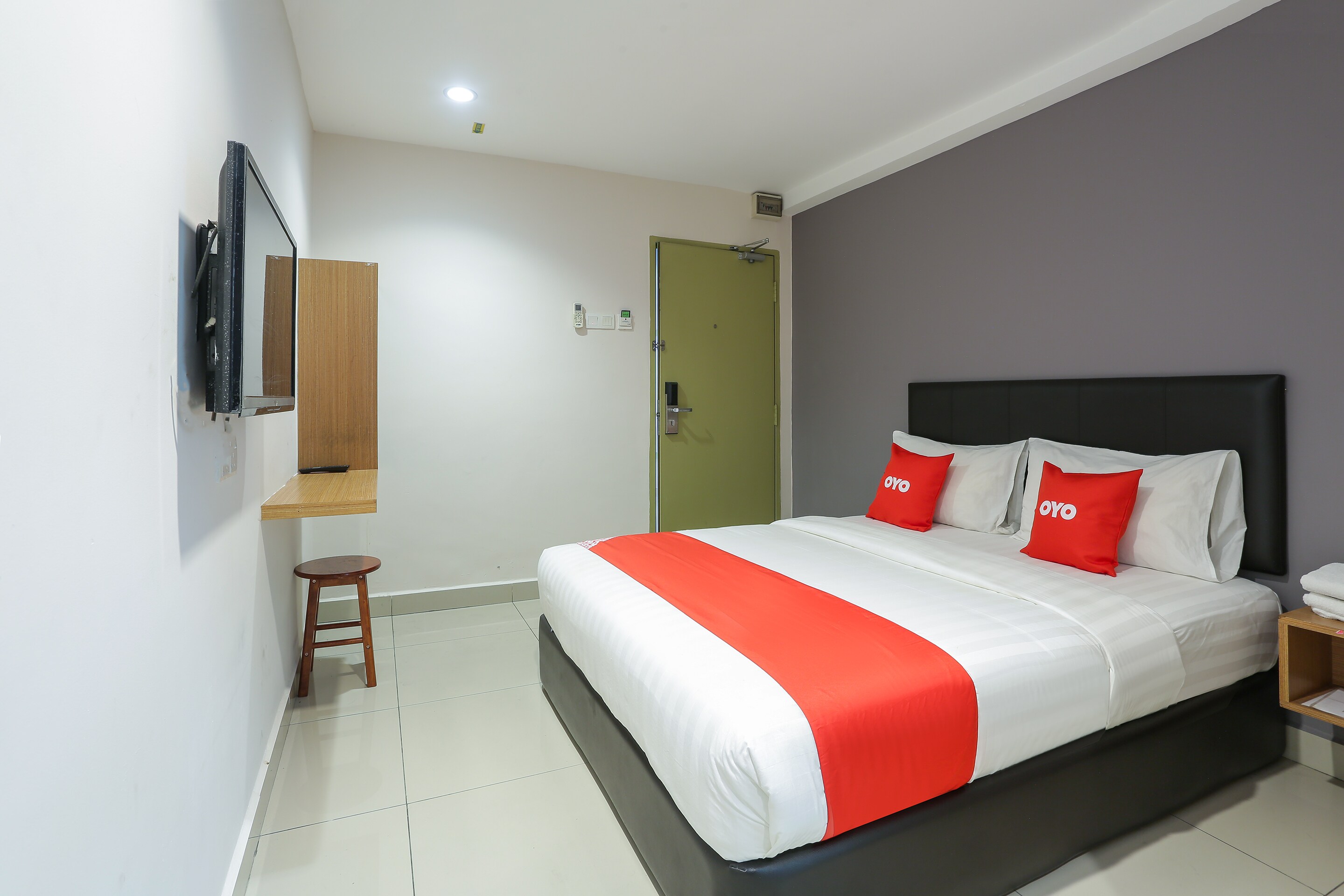 Oyo 89773 New Eastern Hotel Oyo Hotels Kuala Lumpur Book Rm47 Oyo