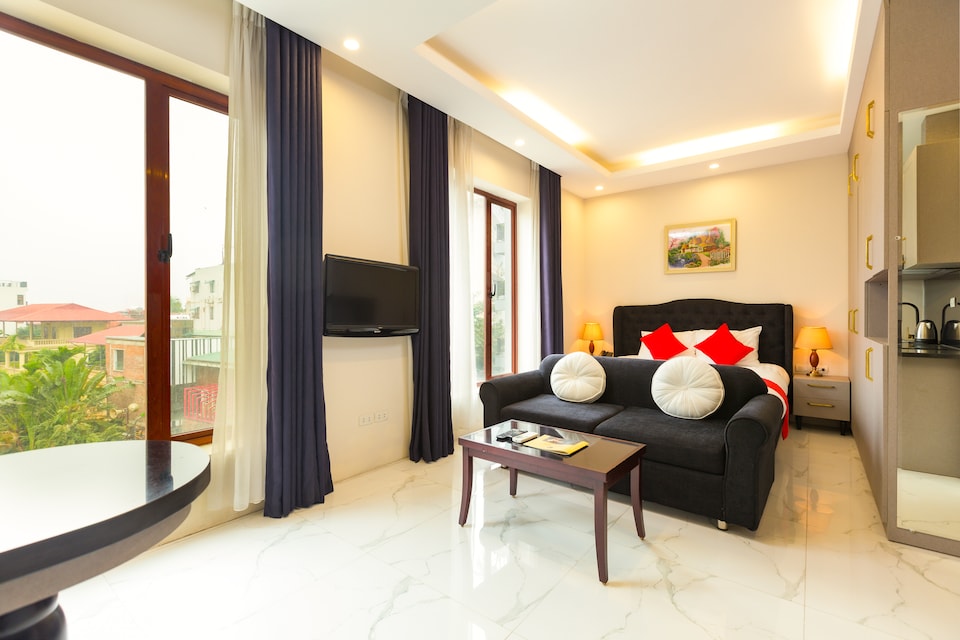 OYO 779 Aisha Hotel And Apartment, Tay Ho, Hà Nội