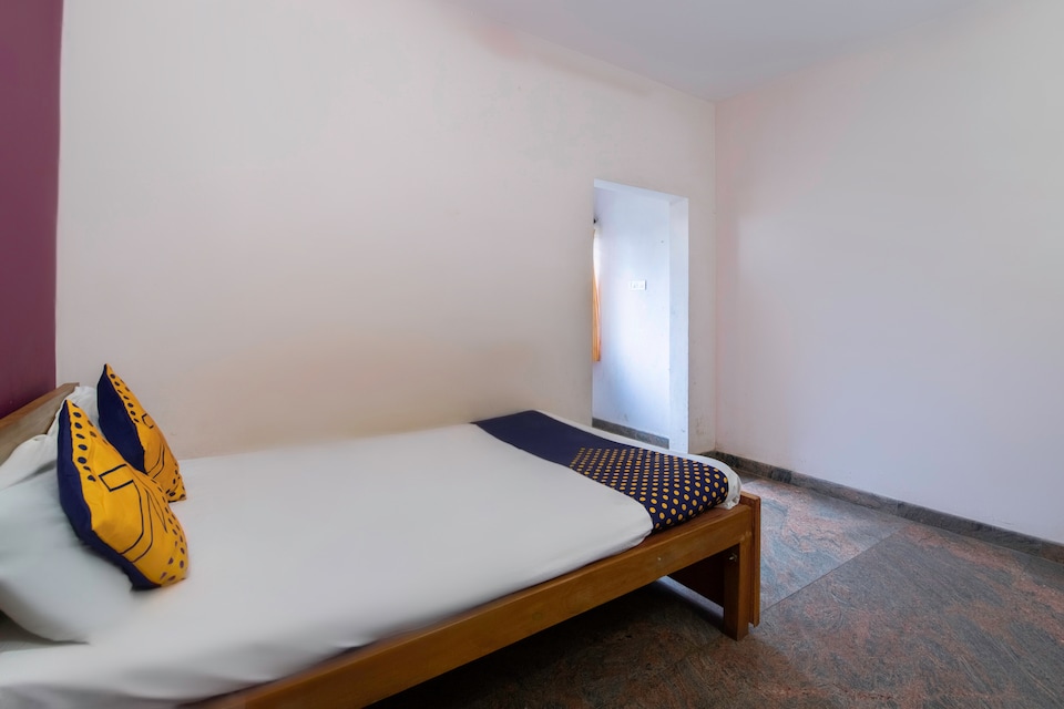 SPOT ON 68612 Hotel S.l.n, Hosur Road Bangalore, Bangalore