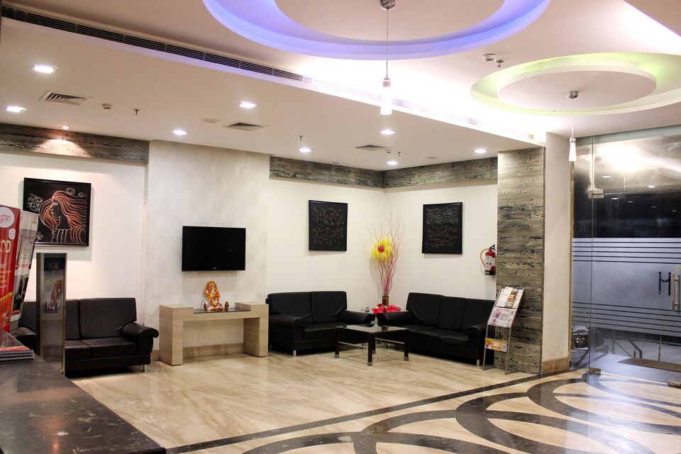 OYO 876 Hotel Hyphen Premier, Meerut, Meerut