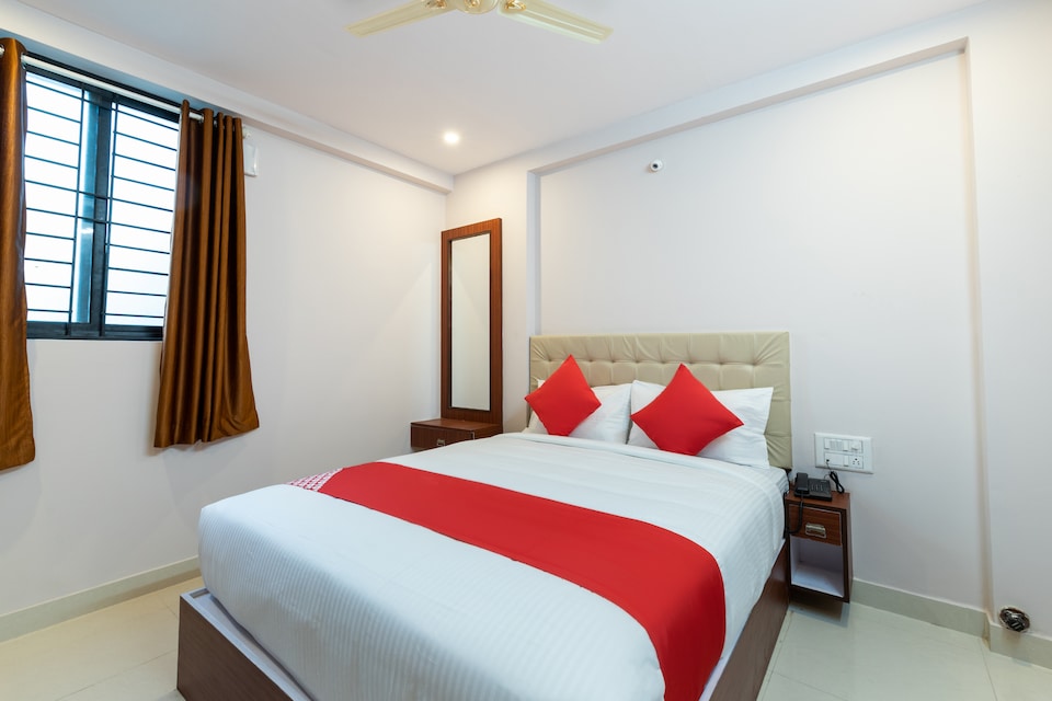 OYO 68624 Sm Suits , Koramangala Forum Mall, Bangalore