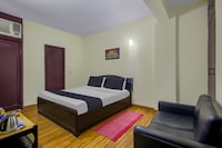 OYO 68628 Manraj B&B