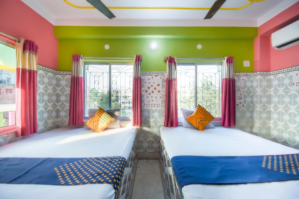 OYO 68641 Birbhum Lodge, Tarapith, Tarapith