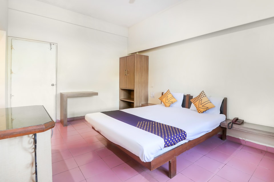 SPOT ON 68658 The Heritage , Khadakwasla Pune, Pune