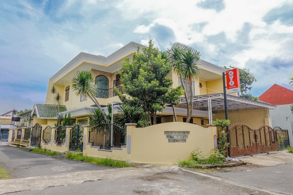 OYO 2733 Omah Cimbar Family Residence, Malang Kota, Malang