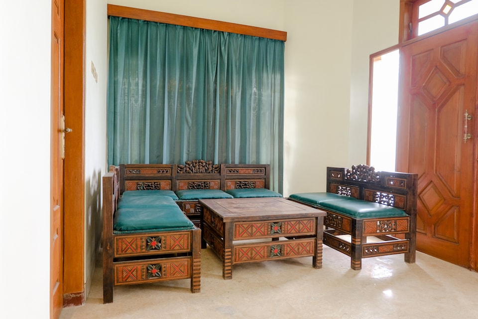 OYO 2733 Omah Cimbar Family Residence, Malang Kota, Malang