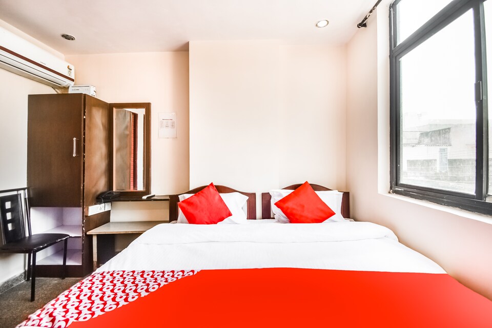 OYO 68665 Hotel Tirupati Palace, Sindhi Camp, Jaipur