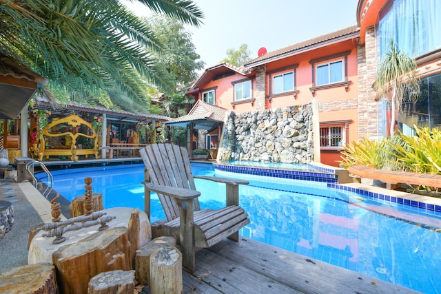 OYO 549 Maesri Resort