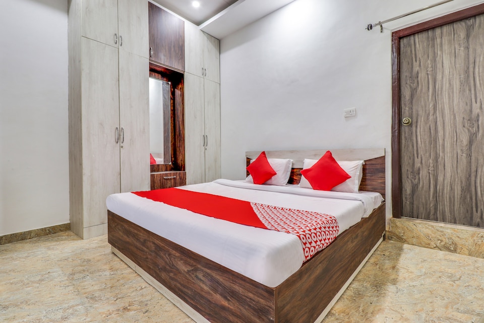 OYO 68670 Shiv Shanti Lawn, Raebareily city, Raebareily