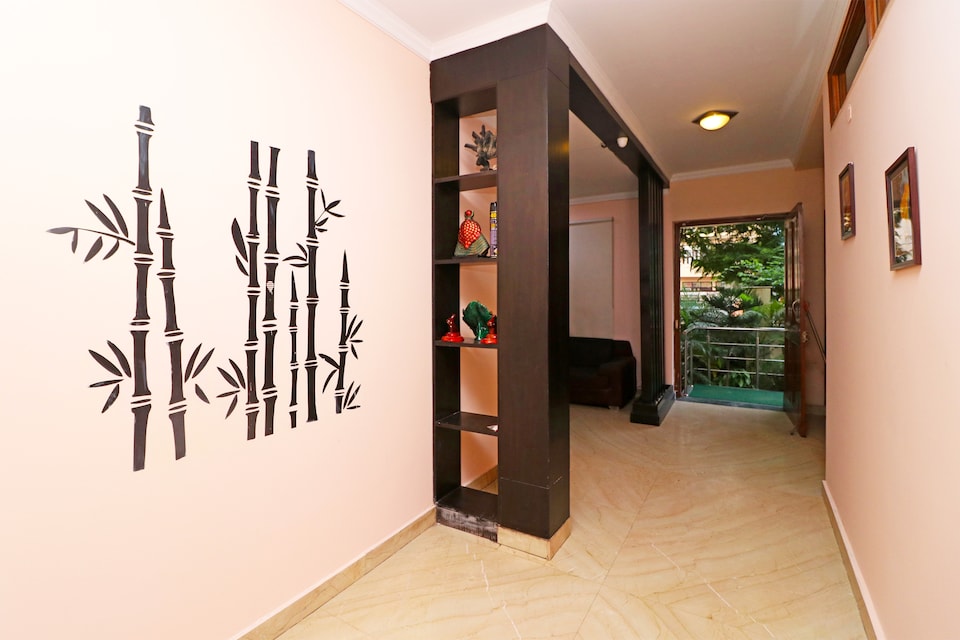 OYO 338 New Paradise C/o M/S Smart Office Solutions, Medanta, Gurgaon