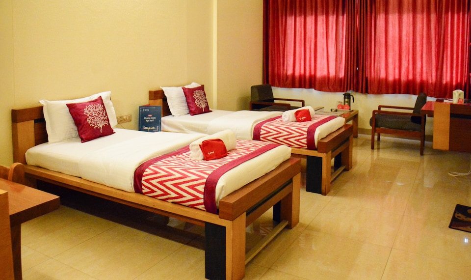 OYO 877 Hotel Surya Renaissance, Modakeshwar Mandir Nashik, Nashik