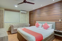 Hotel O New Sky Palace Residency