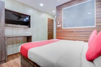 Hotel O New Sky Palace Residency