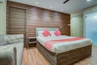 Hotel O New Sky Palace Residency