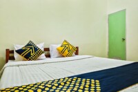 SPOT ON 2742 R5 Homestay