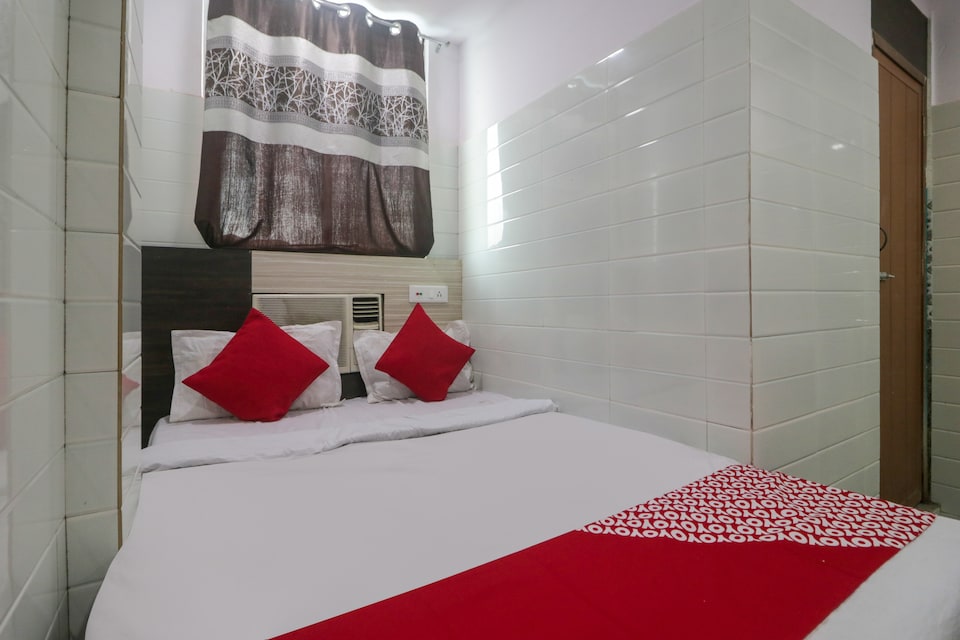 OYO 68699 Hotel Highway Halt, Sambalpur city, Sambalpur