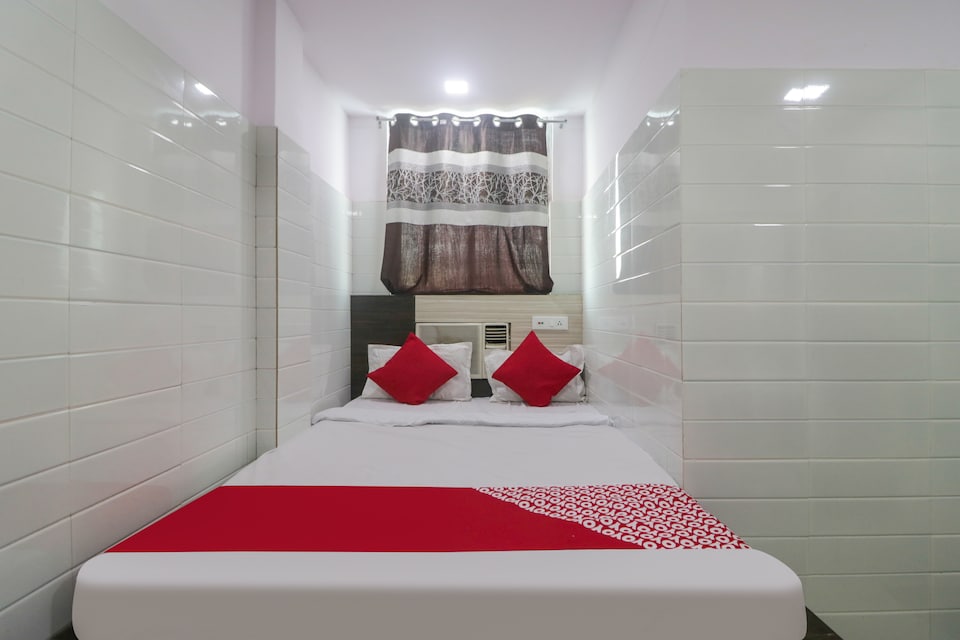 OYO 68699 Hotel Highway Halt, Sambalpur city, Sambalpur