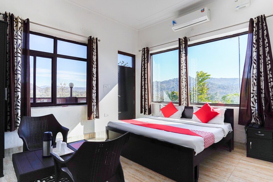 OYO 68701 Fun N Food, Una, Una