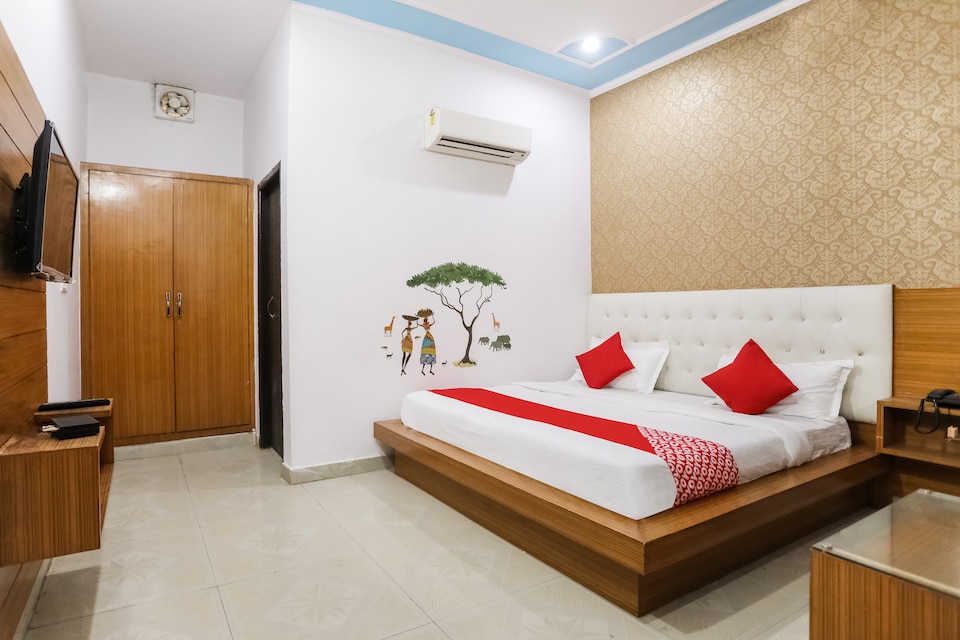 OYO 68714 Pushp Vatika, Faridabad, Faridabad