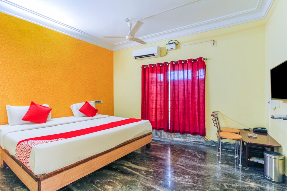 OYO 68720 Nrs Royal Resort, Sholinganallur, Chennai