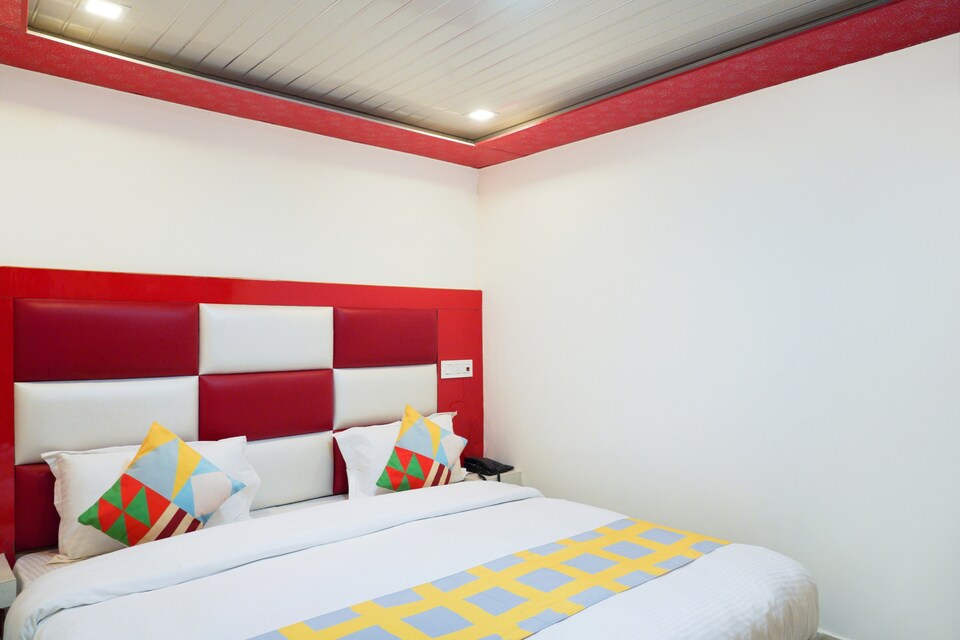 OYO Home 68726 Compact Stay  Mussoorie, Picture palace Mussoorie, Mussoorie