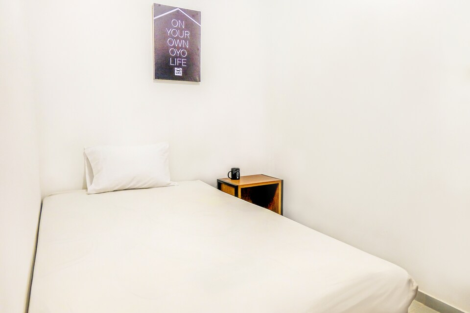 OYO Life 2748 Omah Anin Boarding House, Malang Kota, Malang