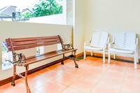 SPOT ON 2749 Tiga Sinar Residence