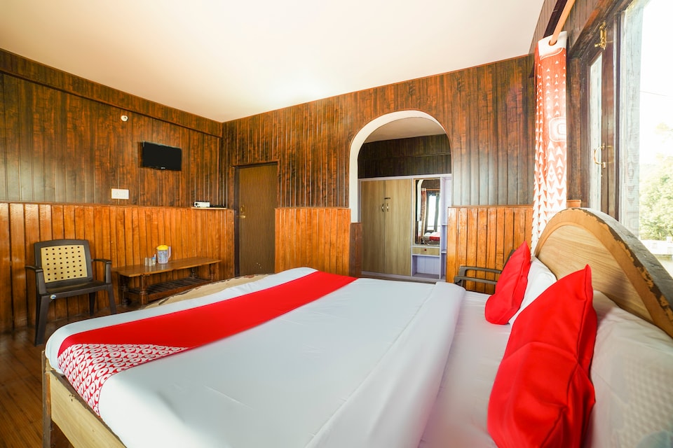 OYO 68784 Hotel Sunrise, Pithoragarh city, Pithoragarh